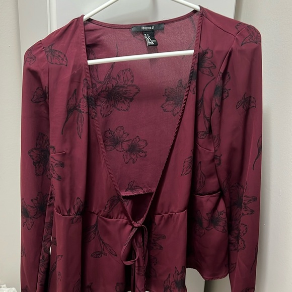 Forever 21 Blouse - Picture 1 of 2